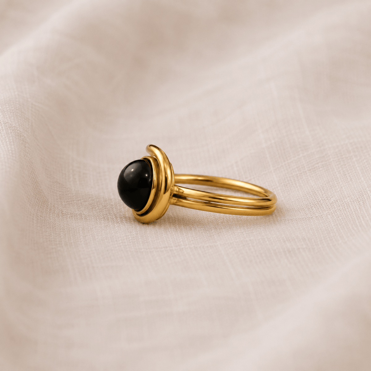 Kelu Ring – sculptural gold statement ring by Oriaku Studio