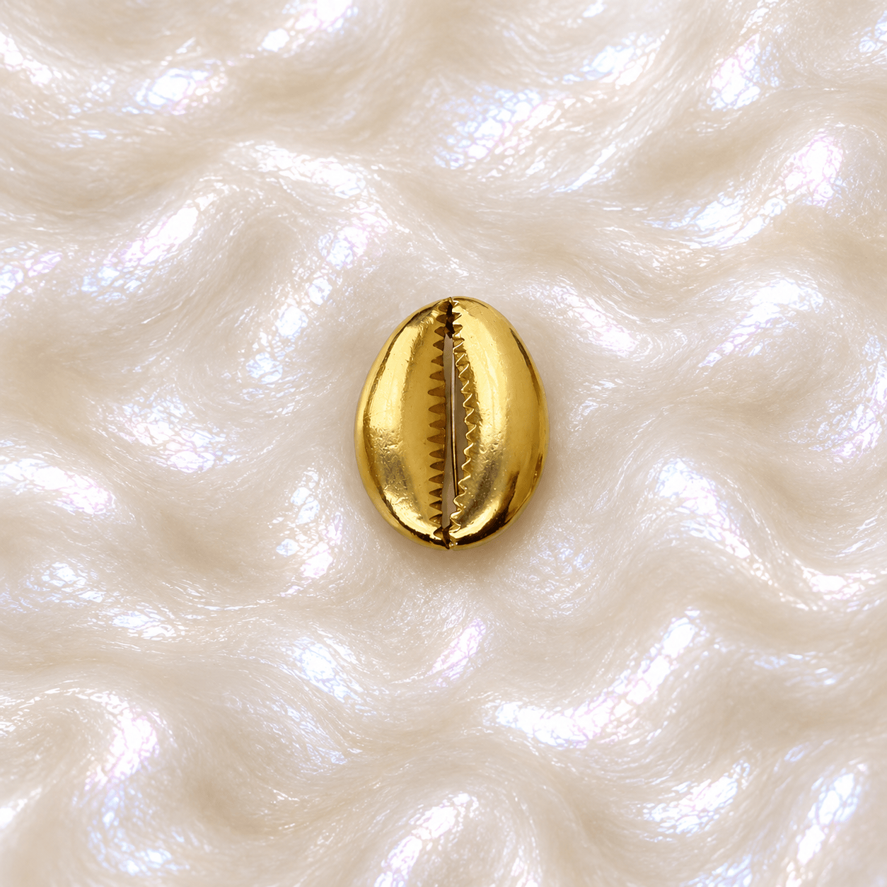 Ọla Brooches – sculptural gold brooches by Oriaku Studio