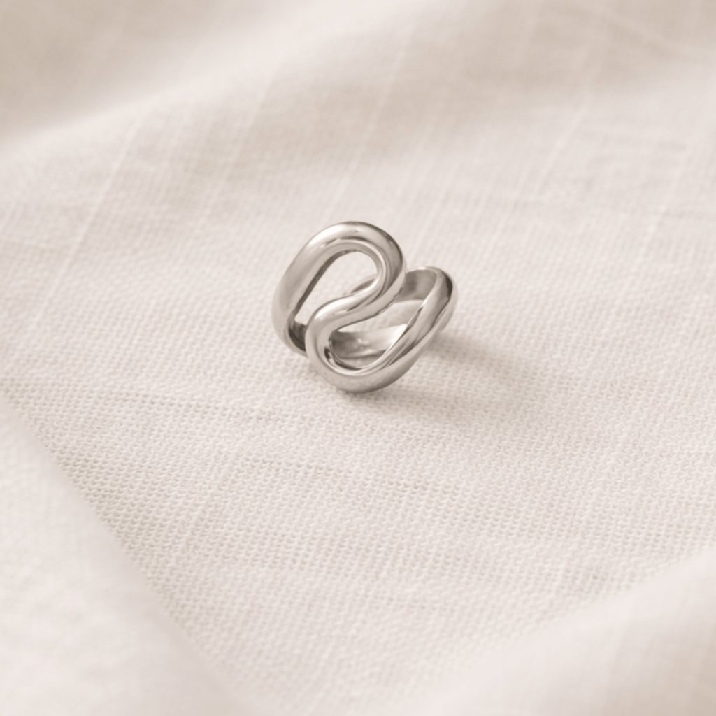 Domi Ring | Curved Gold Statement Ring – Oriaku Studio